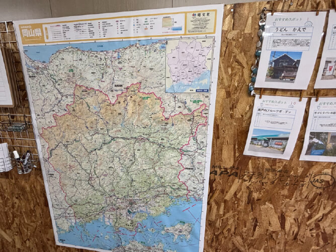 店内に掲示されたサイクリング地図